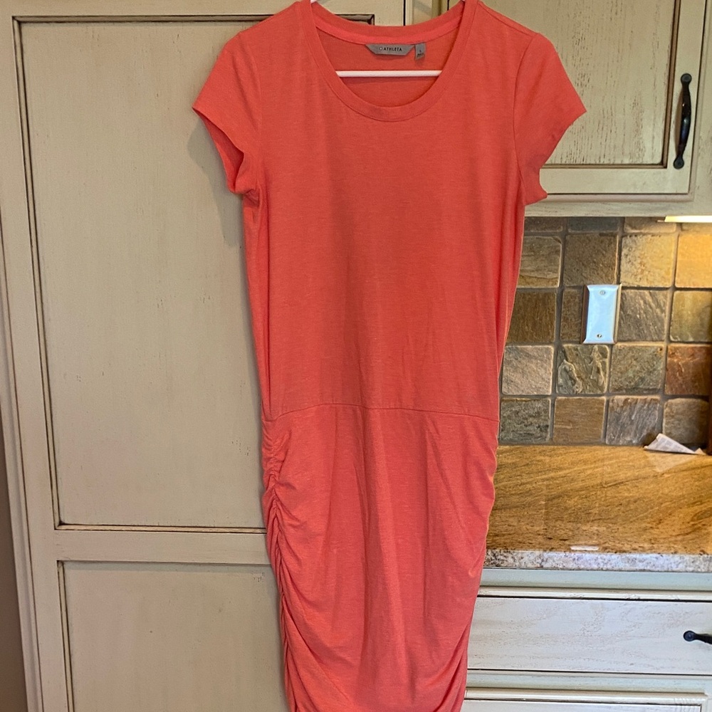 Athleta Coral Tee Dress - LIKE NEW!   Small